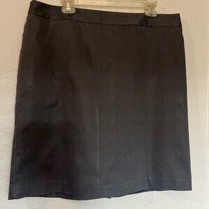 Van Heusen Studio  Pencil Skirt size 16